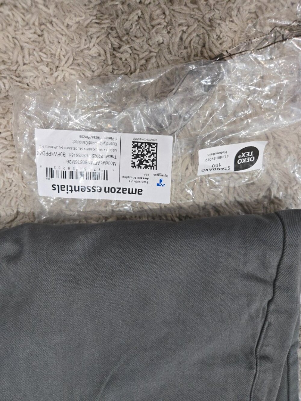 NWT Amazon Essentials Men's Straight-Fit Stretch Chino Pants Charcoal 30x34 - Picture 4 of 5
